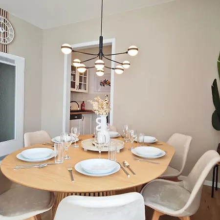 Apartamento Neu! Kings-apartment - 300m Zum Bahnhof - 6 Personen - Kueche - Gerberplatz Memmingen