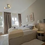 Neu! Kings-apartment - 300m Zum Bahnhof - 6 Personen - Kueche - Gerberplatz Apartman