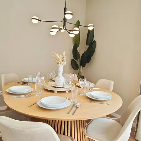 Neu! Kings-apartment - 300m Zum Bahnhof - 6 Personen - Kueche - Gerberplatz Appartement *